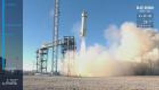 بالصور.. نجاح التجربة العاشرة لأول صاروخ فضائي سياحي