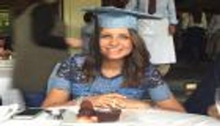 بالصور.. مصرية تساعد الشباب على الدراسة بأمريكا: السر في الرياضة