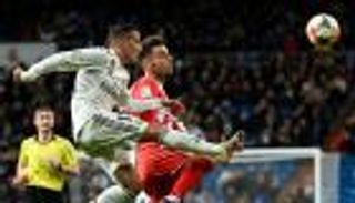 فاسكيز يسخر من تصريحات بيكيه بعد سقوط برشلونة