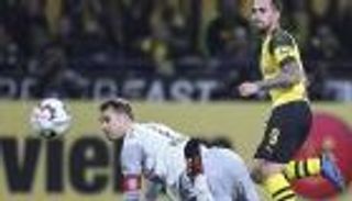 نوير: دورتموند يمكن هزيمته