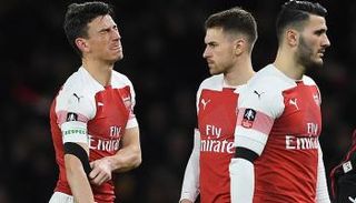 كوسيليني يشعر بالألم