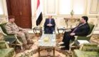 هادي يبحث مع قائد القوات المشتركة سير المعارك ضد الحوثيين