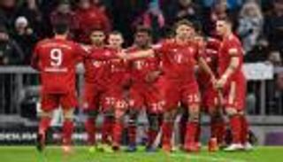 بايرن يهزم شتوتجارت ويواصل ملاحقة دورتموند في الدوري الألماني