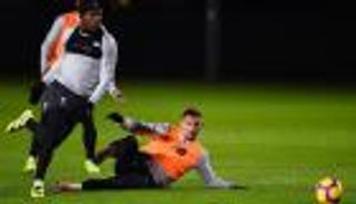 عودة لوفرين تدعم ليفربول قبل صدام ليستر