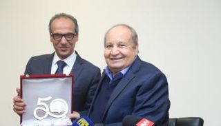 وحيد حامد أثناء تكريمه بمعرض الكتاب