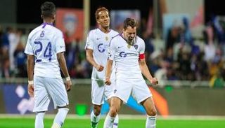 كارلوس إدواردو نجم الهلال السعودي