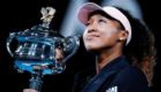 بالفيديو.. أوساكا تحتفل بلقب أستراليا المفتوحة على طريقتها الخاصة