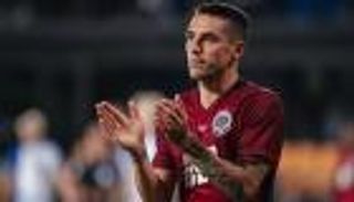 أهلي جدة يتعاقد مع البرازيلي أديرلان سانتوس