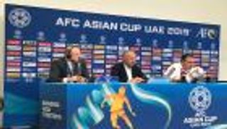 زاكيروني يعتذر لجماهير الإمارات