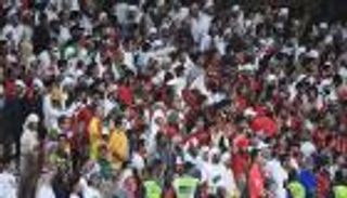 فيديو.. محبو الأبيض حول العالم يدعمونه في نصف نهائي كأس آسيا