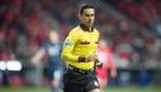 أخطاء الحكم راموس تقلق جماهير "الأبيض" قبل نصف نهائي كأس آسيا 2019