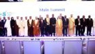 بالصور.. ختام فعاليات القمة العالمية للاستثمار في قطاع الطيران بدبي