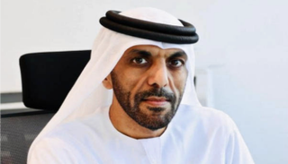 خليفة الشاعر السويدي