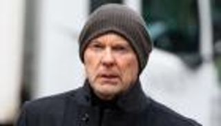 "الجارديان": مصرفي في "باركليز" تلقى 25 مليون إسترليني لتمرير صفقة قطر