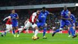 أرسنال يهزم كارديف بثنائية في الدوري الإنجليزي