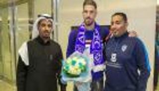 الهلال يستقبل لاعبه الأسترالي الجديد ديجينك