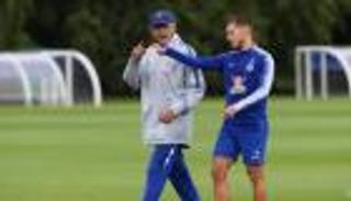 ساري: هازارد يمكنه الرحيل عن تشيلسي لو أراد ذلك