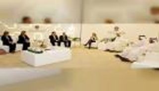 عمر العلماء يلتقي رئيسة مستشفى فيلادلفيا للأطفال بـ"آراب هيلث 2019"