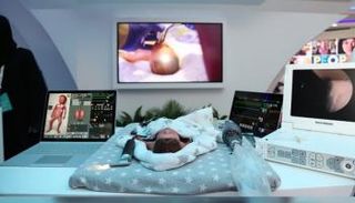 نموذج المحاكاة التدريبي الأول من نوعه في العالم لأطفال الولادة المبكرة