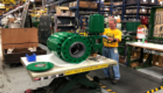 انكماش قطاع المصانع الأمريكي لأدنى مستوى في 10 سنوات