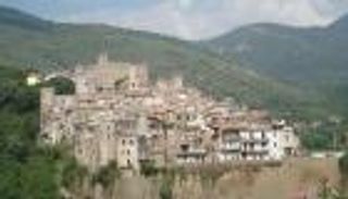 السياحة في إيطاليا.. عبق التاريخ يفوح من سان جيرورجيو