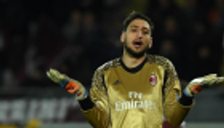 يرفض تمديد عقده.. دوناروما يزيد أوجاع ميلان