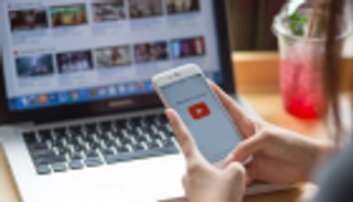 كيفية تغيير اللغة في موقع يوتيوب على الكمبيوتر والهاتف المحمول