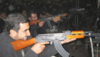 انتقادات لبرلماني مقرب من الحرس الثوري إثر سرقة 250 ألف يورو