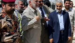 سليماني وسط عناصر من مليشيا الحشد الشعبي في العراق - أرشيفية