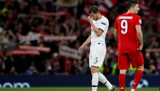 توتنهام يخسر بسباعية