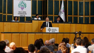 سزائي تمللي الرئيس المشارك لحزب الشعوب الديمقراطي الكردي