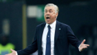 أنشيلوتي يلوم سوء الحظ بعد تعادل نابولي مع جينك البلجيكي