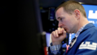 وول ستريت تتعرض لأشد خسائر في 6 أسابيع