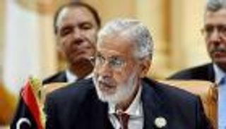 بالوثائق.. فساد وسيطرة للمليشيات على سفارات "الوفاق" الليبية