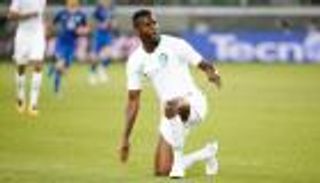 إنفوجراف.. هوساوي يسدل الستار على مسيرته الدولية مع "الأخضر"