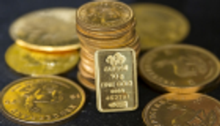 ارتفاع أسعار الذهب بفعل بيانات اقتصادية سلبية