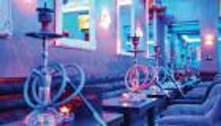 السعودية تسمح بتقديم "الشيشة" في المقاهي وتستثني مكة والمدينة