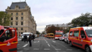 فرنسا تحيل ملف الاعتداء على مركز الشرطة لنيابة مكافحة الإرهاب