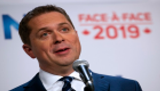 "الجنسية المزدوجة" تشعل حرب التصريحات بين ترودو ومنافسه في انتخابات كندا