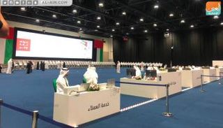 توافد الناخبين على مركز اقتراع