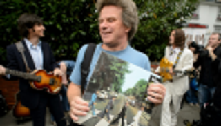 "آبي رود" يتصدر قوائم الموسيقى في بريطانيا بعد نصف قرن من إطلاقه