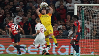 من مباراة جنوى وميلان