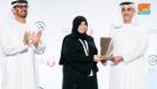 إماراتية تحصد جائزة "أفضل معلم خليجي"
