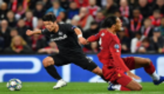 مراوغة فان ديك تزين إنجازات ثلاثي سالزبورج النمساوي