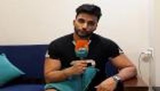 الممثل الهندي زبير خان: أمي علمتني القرآن.. والصيام ثقافة حياة