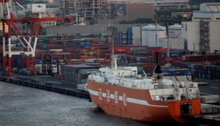 مؤشر اقتصادي رئيسي يهبط في اليابان