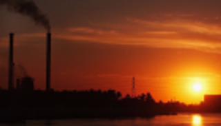 قمة التناقض في العراق.. ثاني أكبر منتج للنفط يعاني أزمة كهرباء