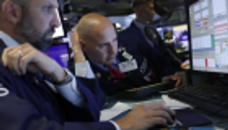 الأسهم الأوروبية تهبط بعد ضبابية بريكست