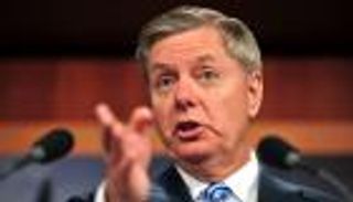 سيناتور أمريكي يتوعد تركيا بـ"ثمن باهظ" جراء العدوان على سوريا