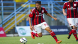 المغربي هاشم مستور نادم على فترته بميلان 